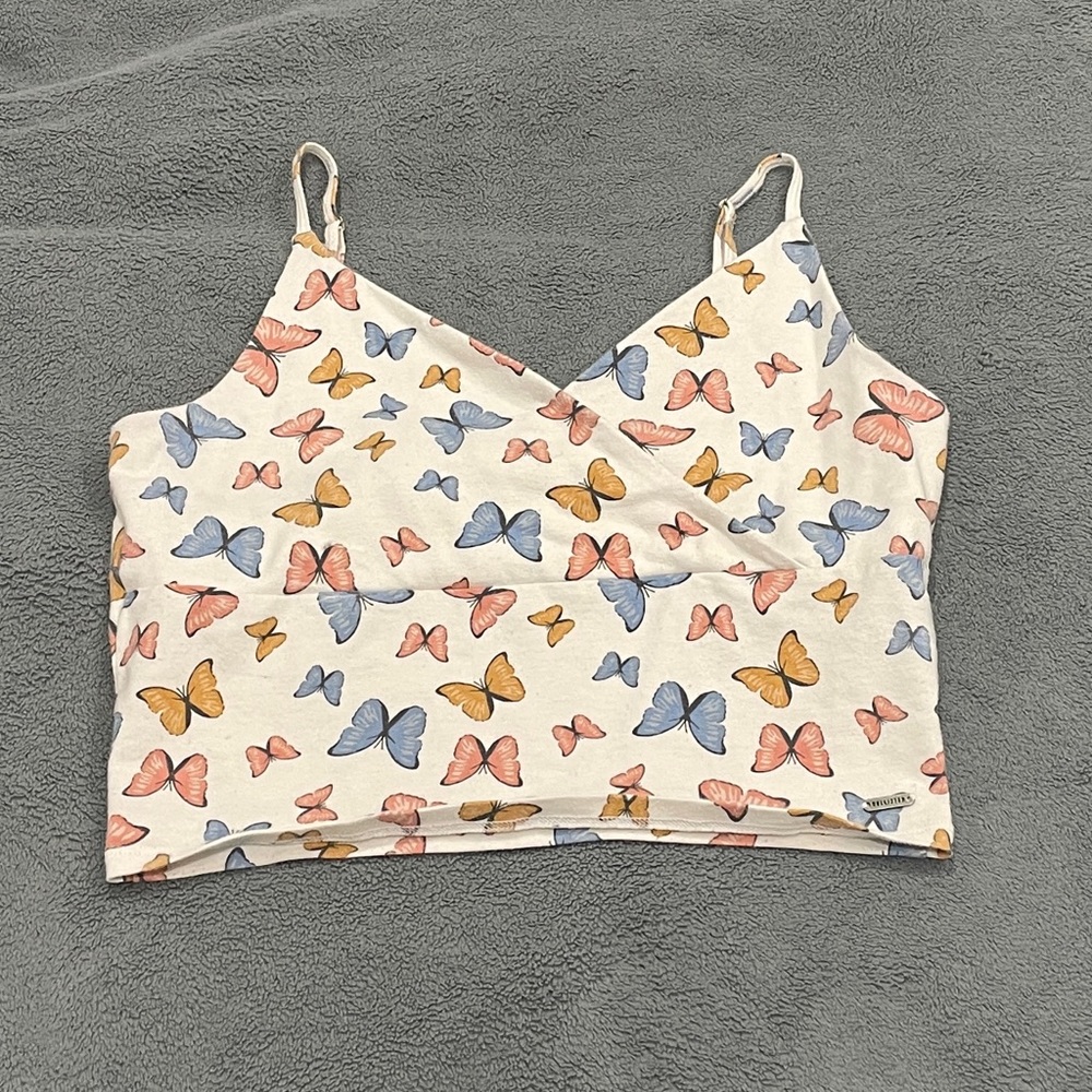 Butterfly Holister cami/cropped tank top. Fairly worn. Size medium.